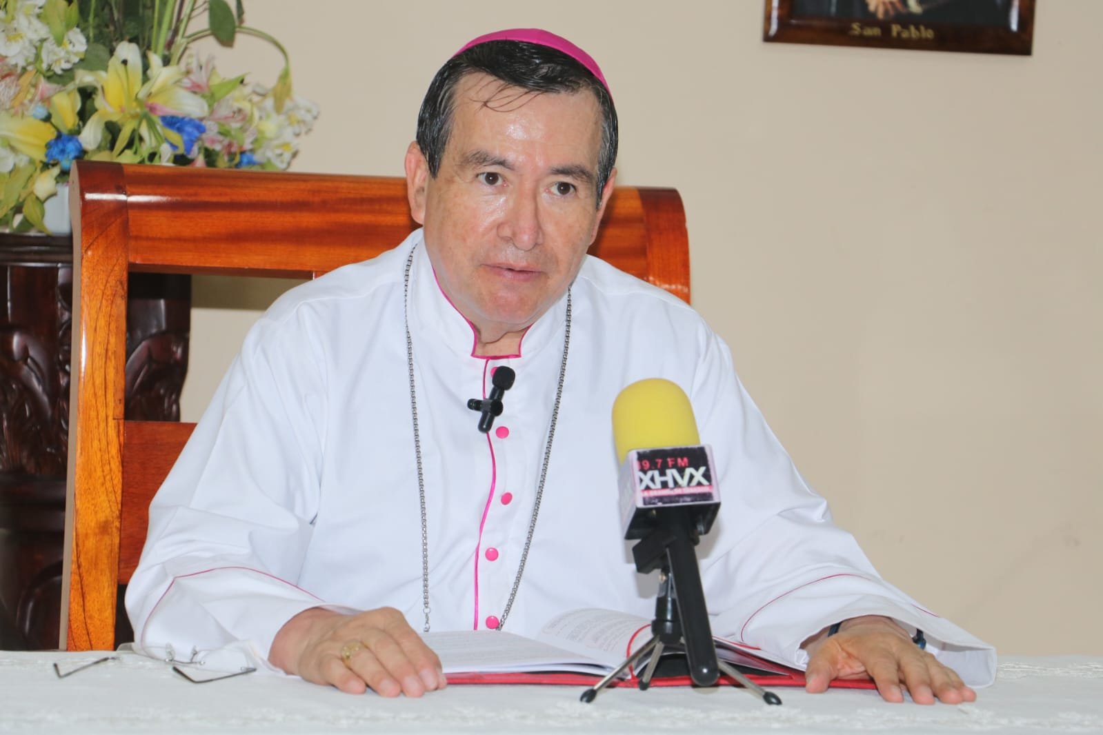 Analiza Iglesia uso de cubrebocas en misas ante "supergripe".