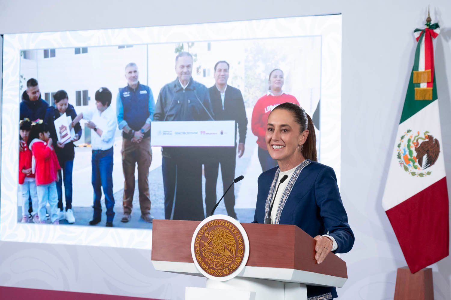 Entregan primeras viviendas del programa federal en Chiapas