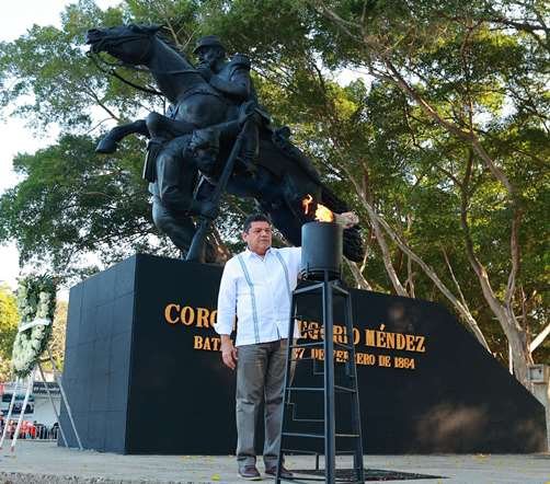 Unidos todos combatimos a los traidores modernos