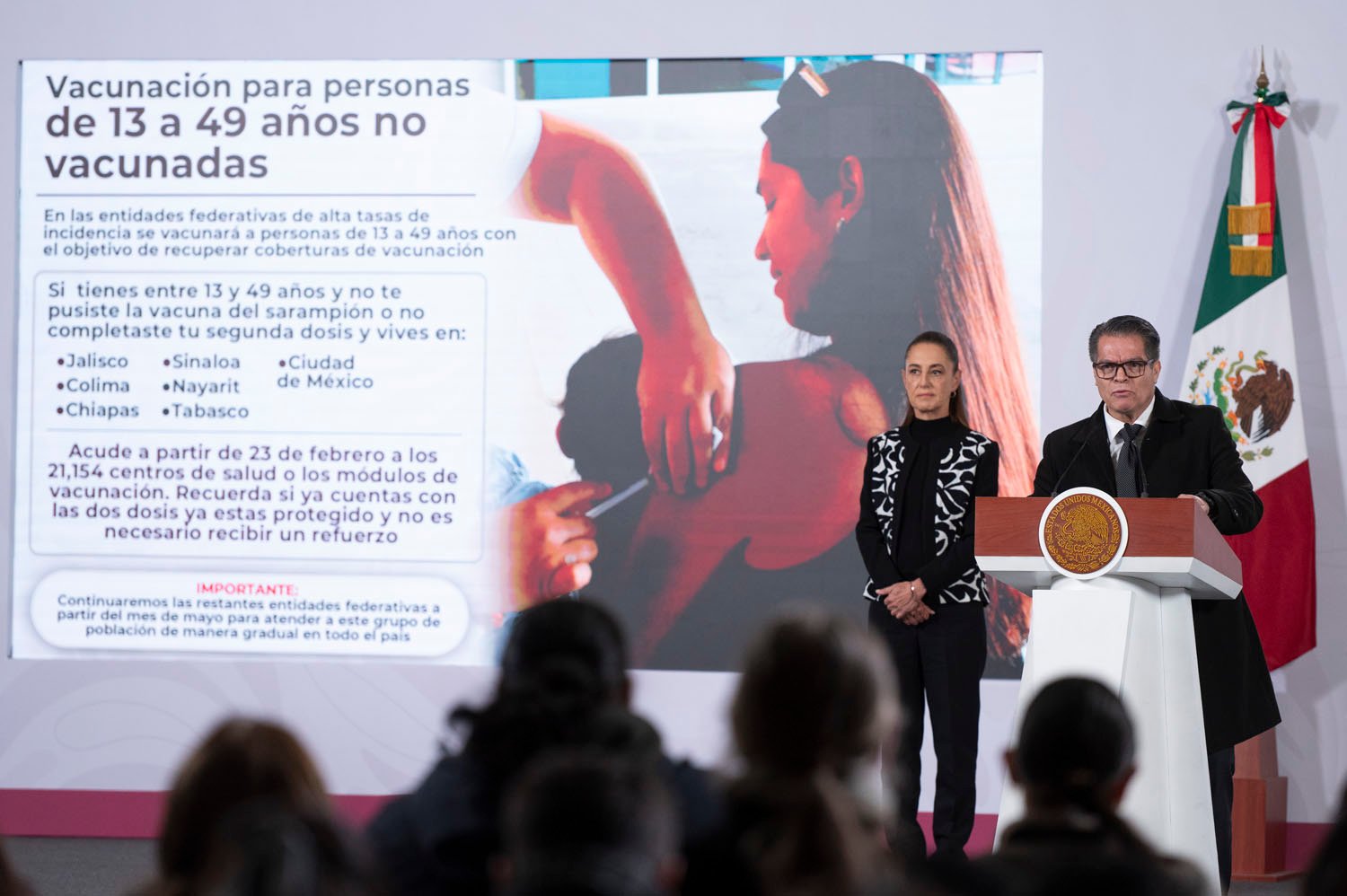 Gobierno federal garantiza 28 millones de vacunas