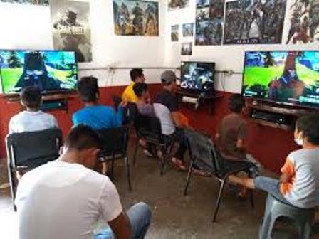 Policía Cibernética exhorta a prevenir riesgos si tus hijos juegan videojuegos 