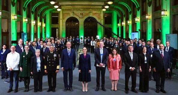 Sheinbaum presenta plan México a miembros del foro económico mundial