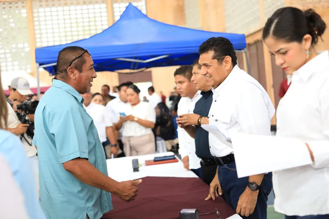 “No cualquier gobernador regresa a las comunidades a escuchar y atender al pueblo"