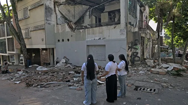 México ofrece apoyo a Colombia tras sismo de 7.4; sin mexicanos afectados