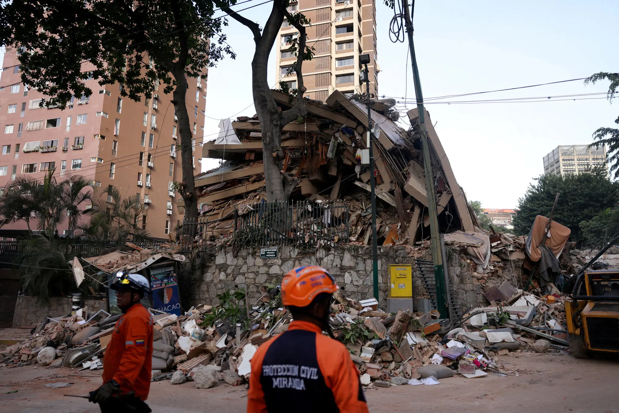 Terremotos en Venezuela crece a 1,719 muertos y 5,034 heridos