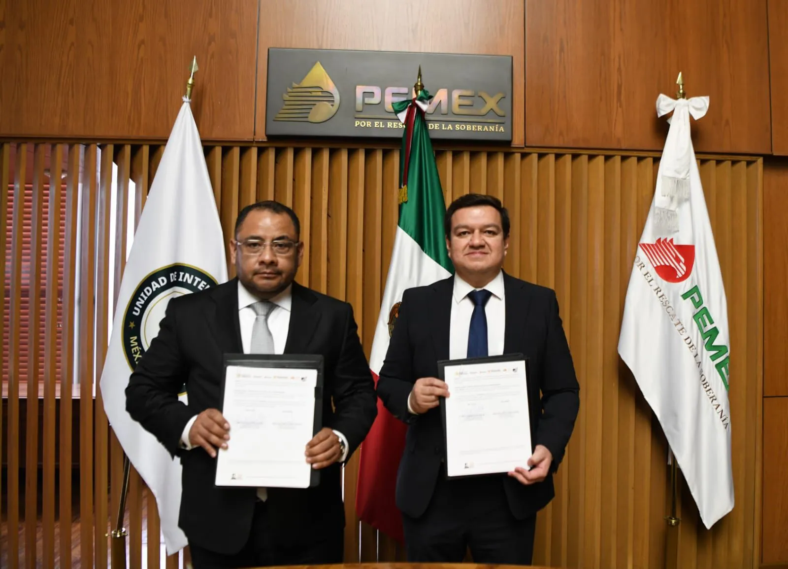 SHCP, UIF y Pemex firman convenio contra robo de combustible y fraude