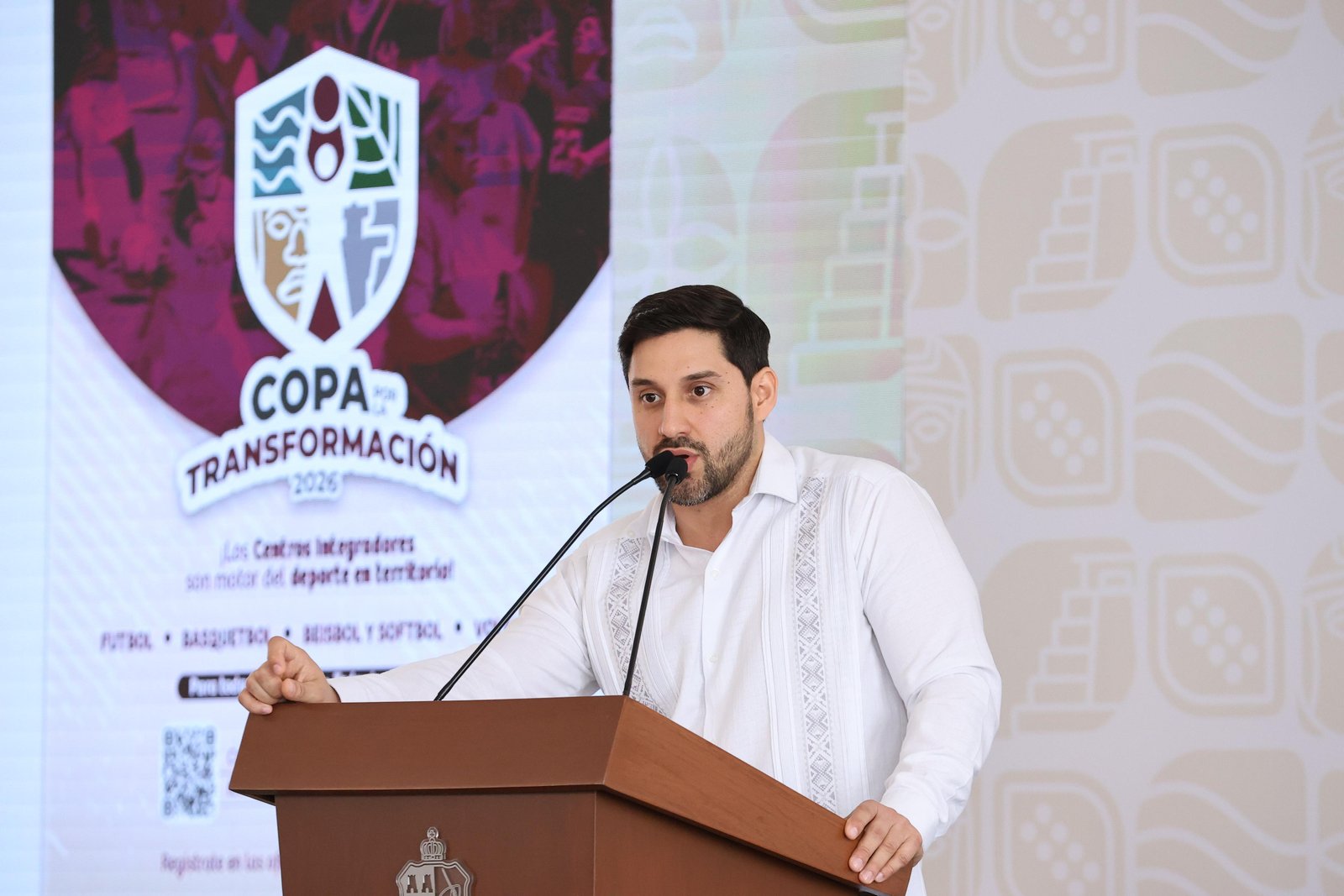 Injudet aumenta becas y lanza copa estatal por la trasformación