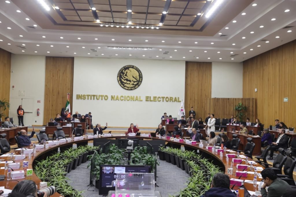 El INE ajusta presupuesto: La autoridad electoral recorta gasto de elección judicial; lo revisará con Claudia