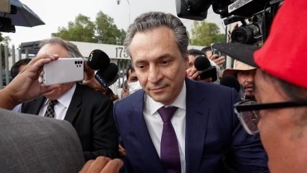 Lozoya promueve otro juicio para salvar su residencia en las Lomas