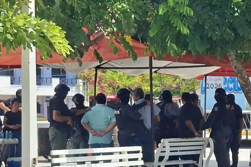 Hay gobernabilidad, tras cateo de FGR domicilio del edil de Paraíso: Martín Juárez