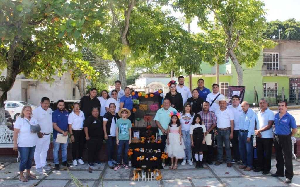 Celebración y tradición: El IEFC conmemora el Día de Muertos con su VI concurso de altares