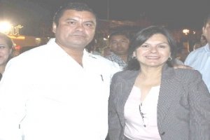 Reconoce Granier trabajo y acciones  de Javier Angulo en  favor de Paraíso