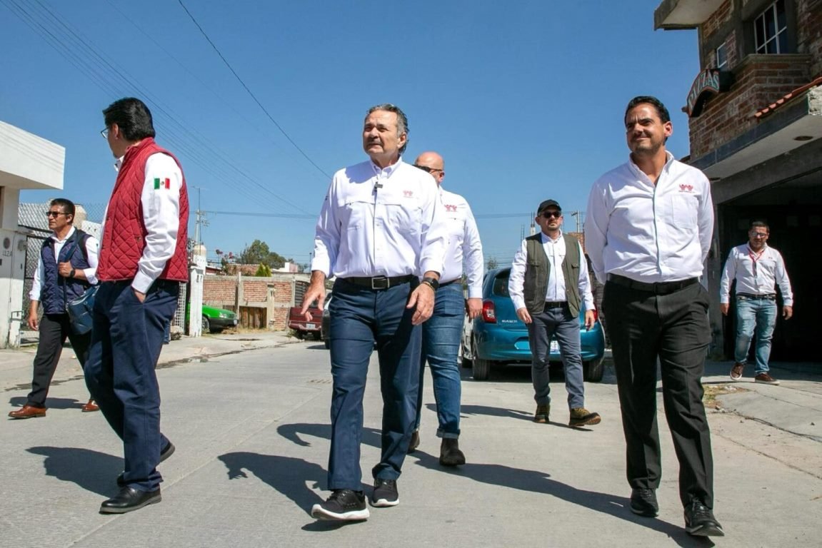 Acuerdan Infonavit y su sindicato  aumento salarial para el personal 