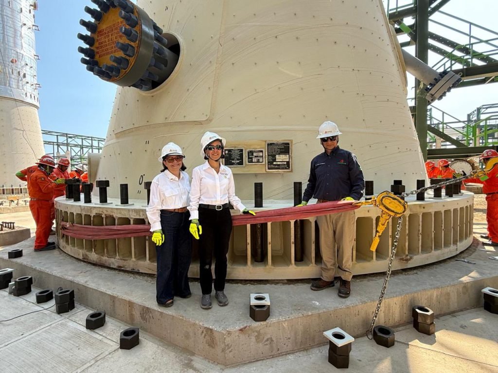Supervisan obra en Salina Cruz para reducir combustóleo