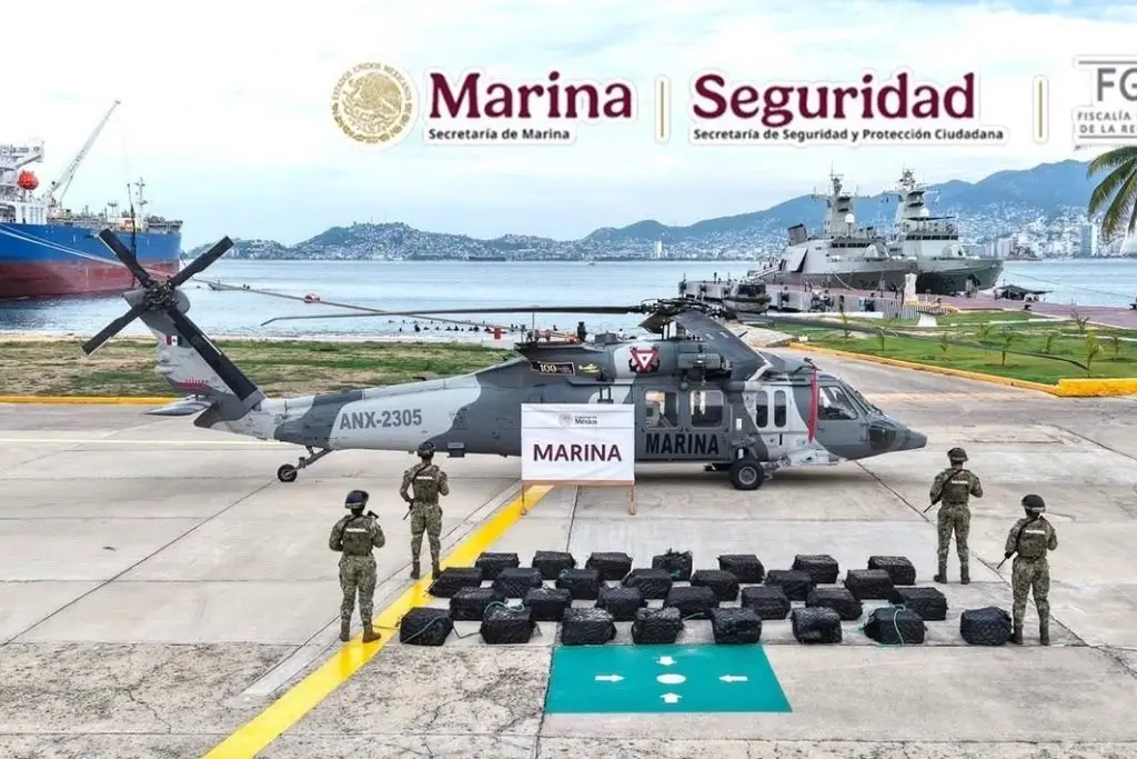 Marina asegura 1.3 toneladas de cocaína frente a Guerrero