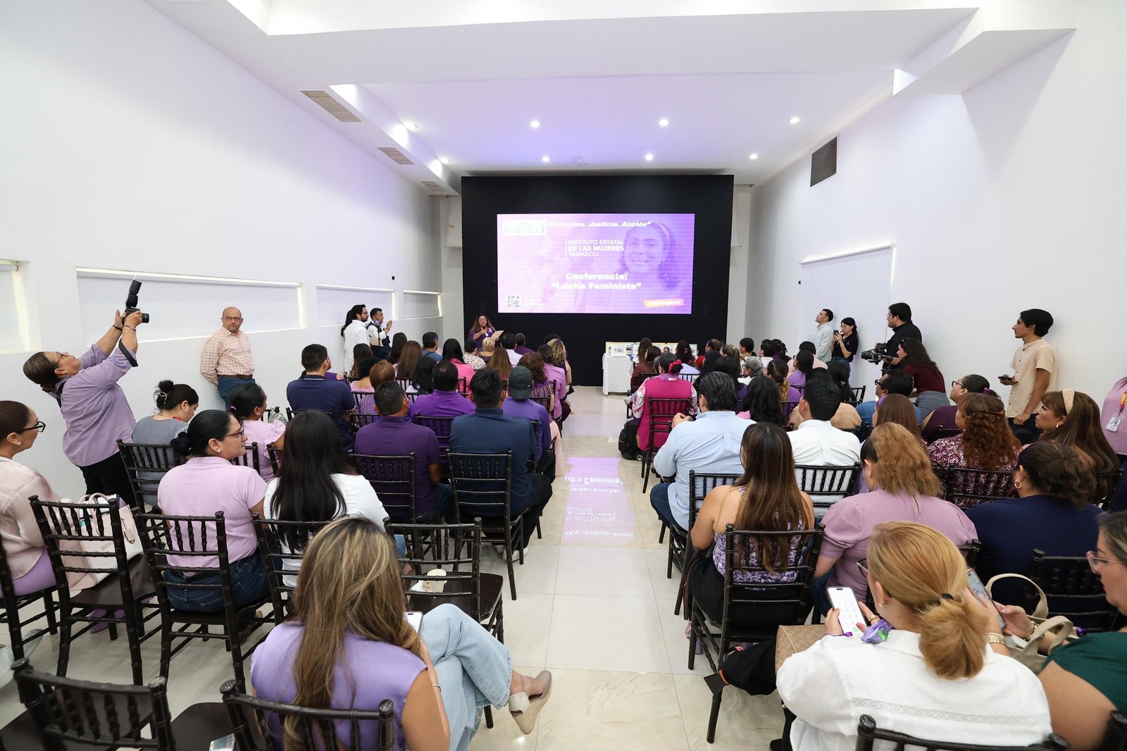 IEM presenta corto sobre 300 ostricultoras de Paraíso