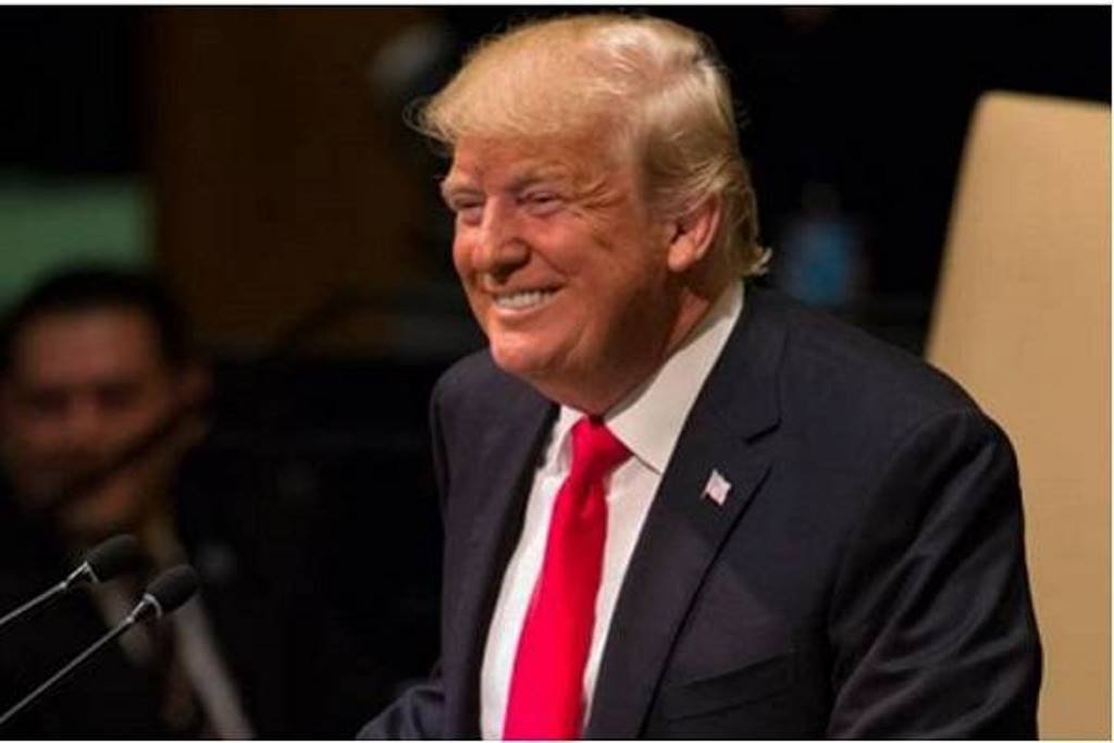 «Muy bien» trato con México, con Canadá muy difícil por años: Trump