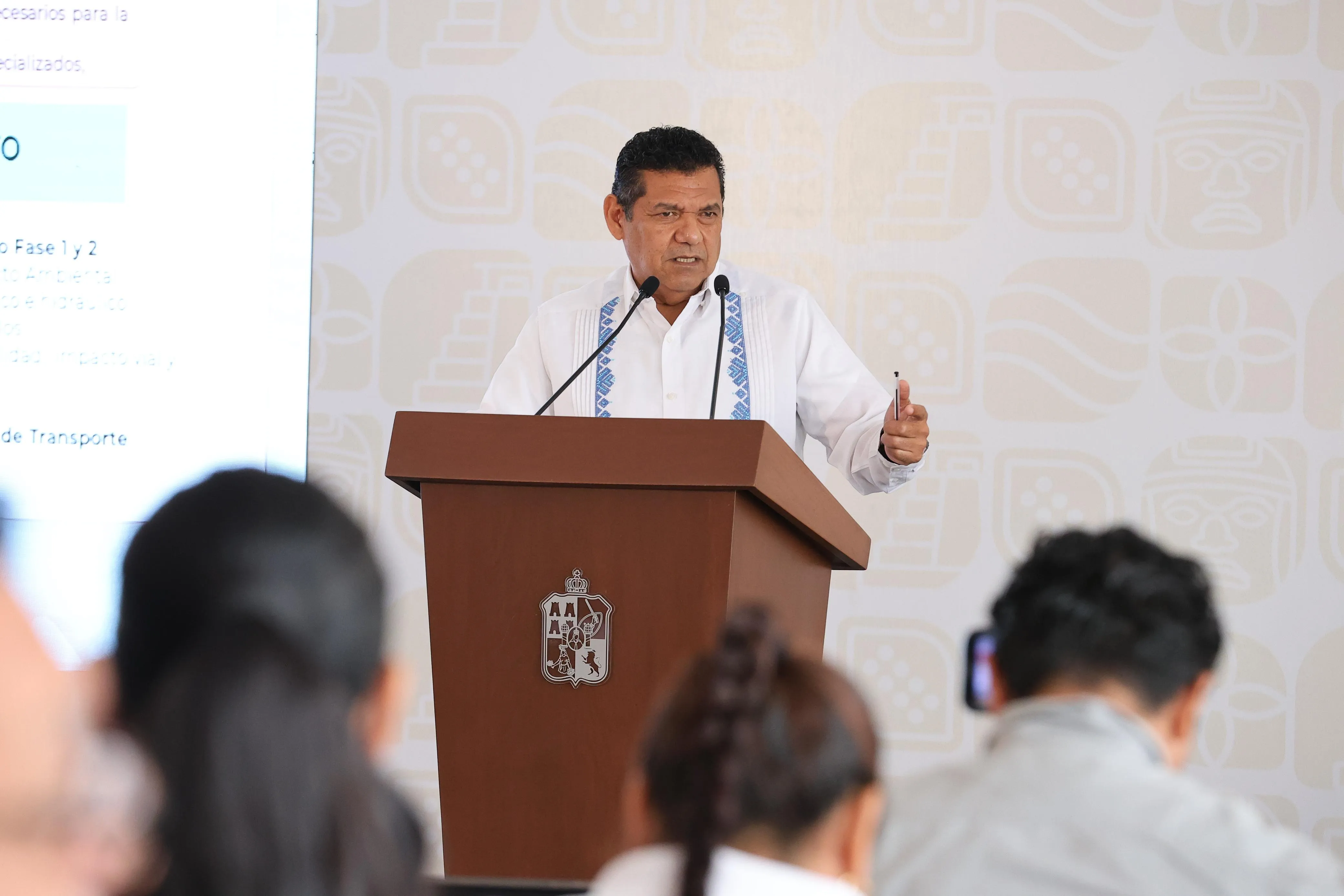 Javier May invita al "Encuentro con el Pueblo", a informe trimestral