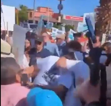 Con mitin político, asiste Maru Campos a FGR