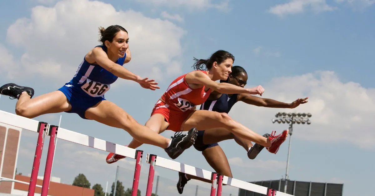 Europa pide frenar tomas sexualizadas en atletismo femenino