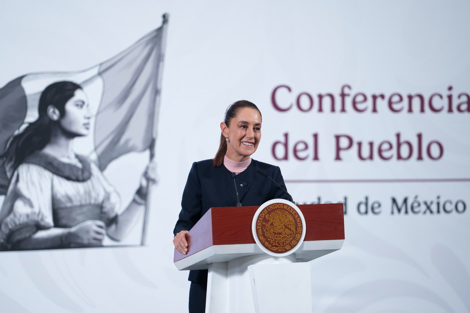 Rechaza Sheinbaum suspensión de vuelos desde el AIFA hacia EE.UU.