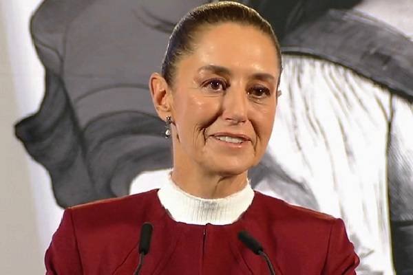 Salario Mínimo con incremento de 12% en 2025, celebra Sheinbaum