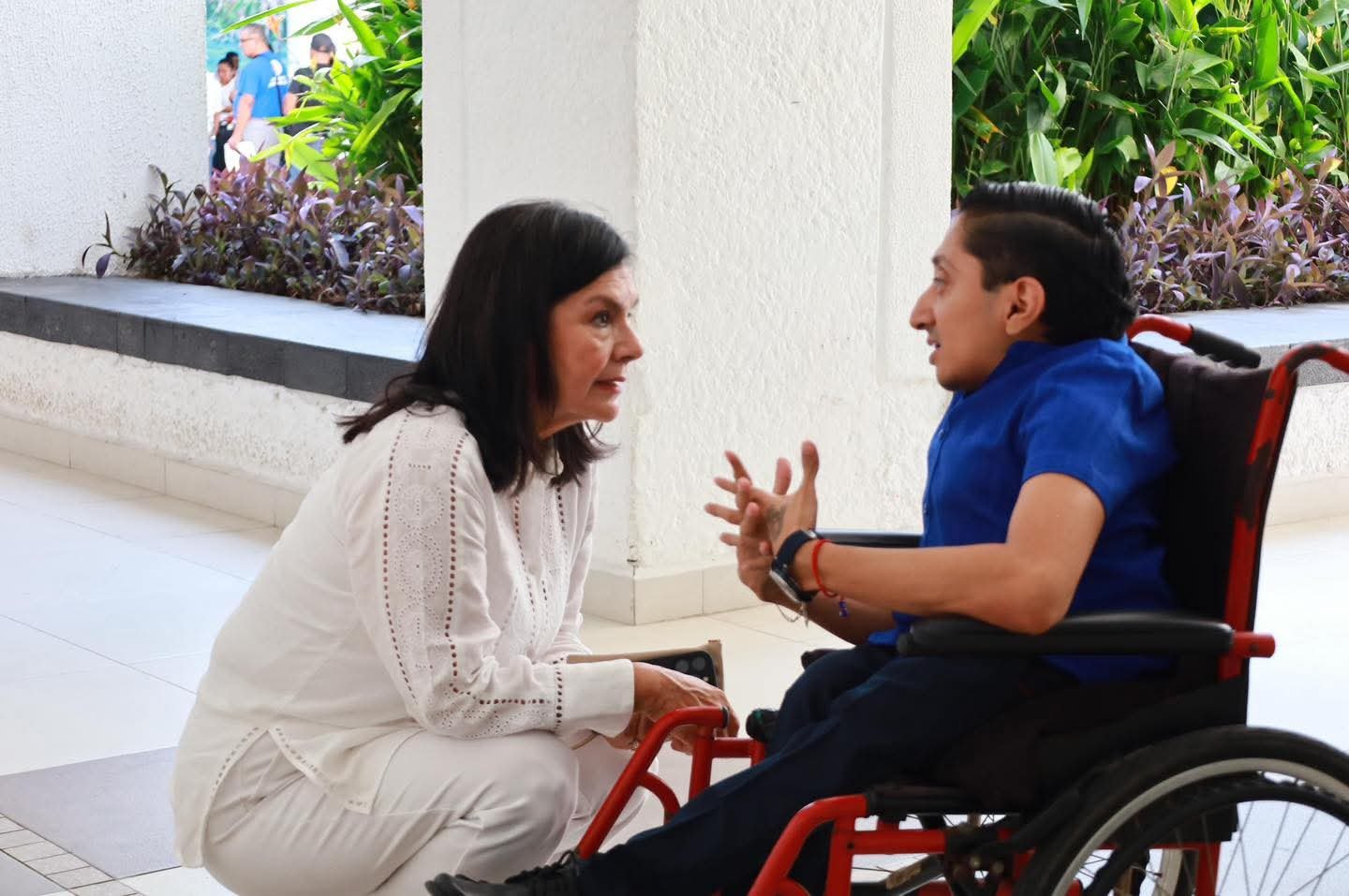 Reafirma Yolanda Osuna su compromiso con la inclusión al entregar 269 apoyos funcionales