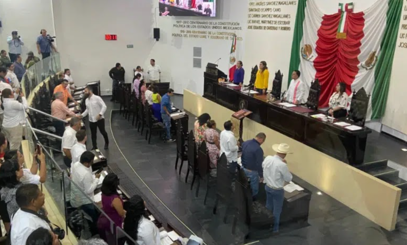 Aprueba Congreso leyes claves en sesión extraordinaria