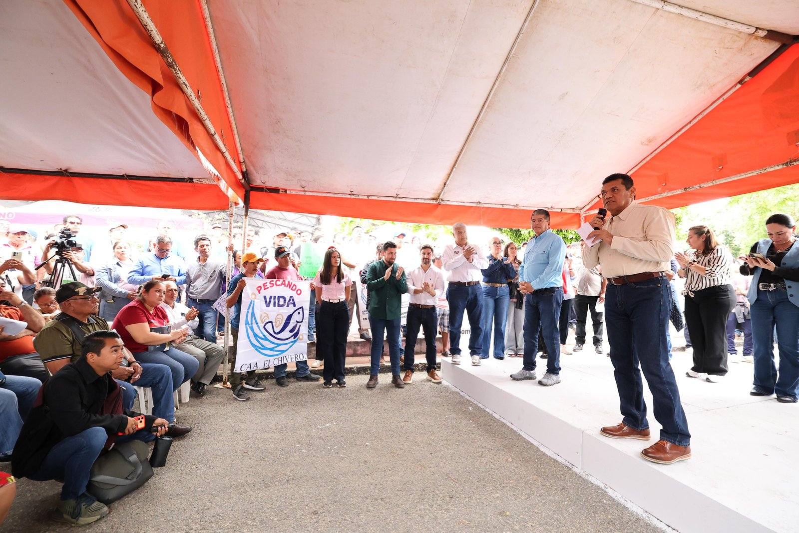 Javier May anuncia nueva planta potabilizadora en Paraíso; inicia en abril