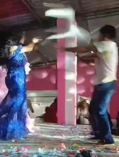 Flor Iquinuapa Gay 2026 en Jalpa acaba en trifulca
