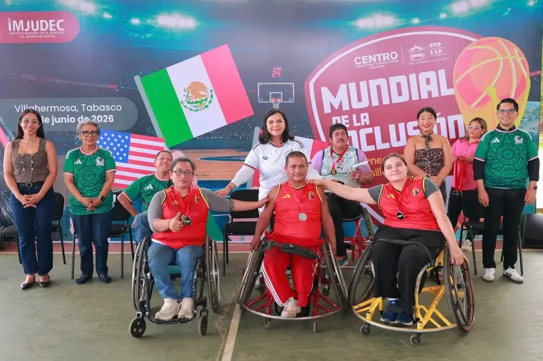 Reconocen en Villahermosa torneo de basquetbol incluyente
