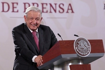 Pueblo de México es de los más politizados del mundo, dice AMLO
