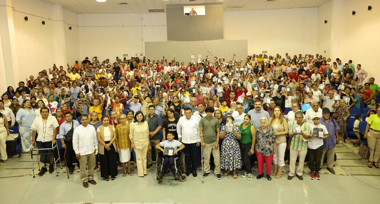 Gobierno del Pueblo entrega 441 apoyos a personas con discapacidad