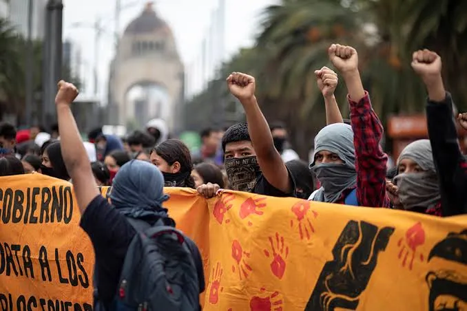 CNDH rechaza que su recomendación sobre Ayotzinapa exonere al Ejército