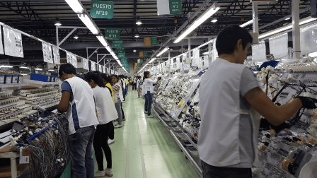 “No quieren vernos sentados”: Trabajadores; piden que empresas respeten la ley