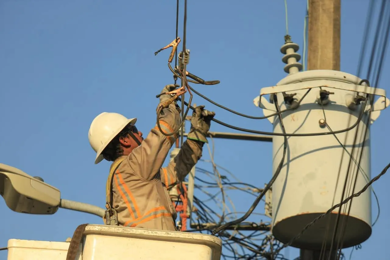 Avanzan CFE y Gobierno del Pueblo en modernización y rescate de la infraestructura eléctrica estatal