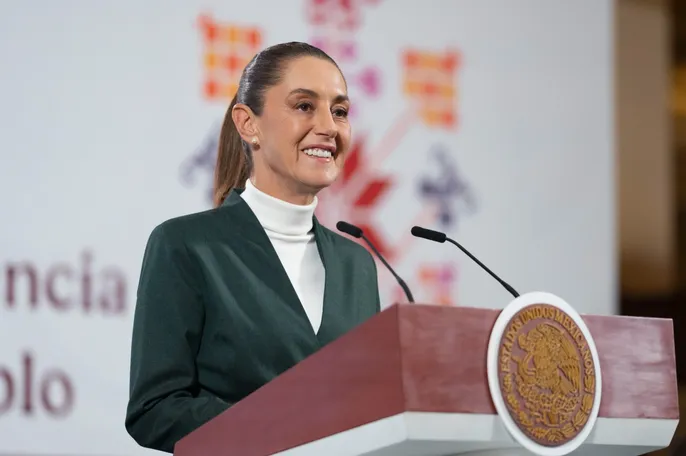 En solo cuatro días, la SICT logró restablecer la comunicación terrestre en 161 localidades afectadas por las lluvias, mientras la CFE avanza con 95% de recuperación eléctrica, afirma la presidenta