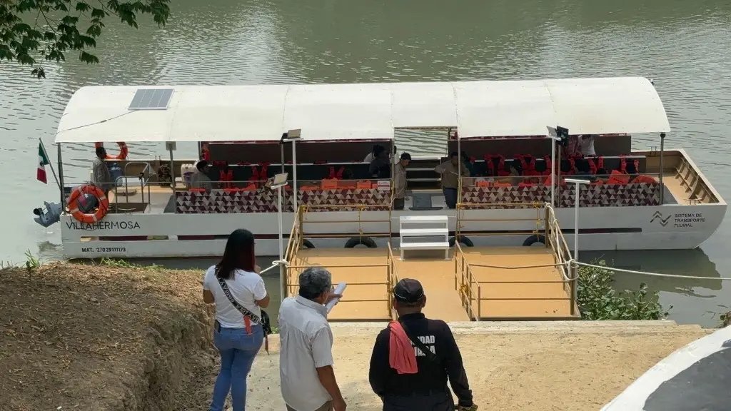 Reactivan servicio de lanchitas en La Manga-Mercado Pino Suárez